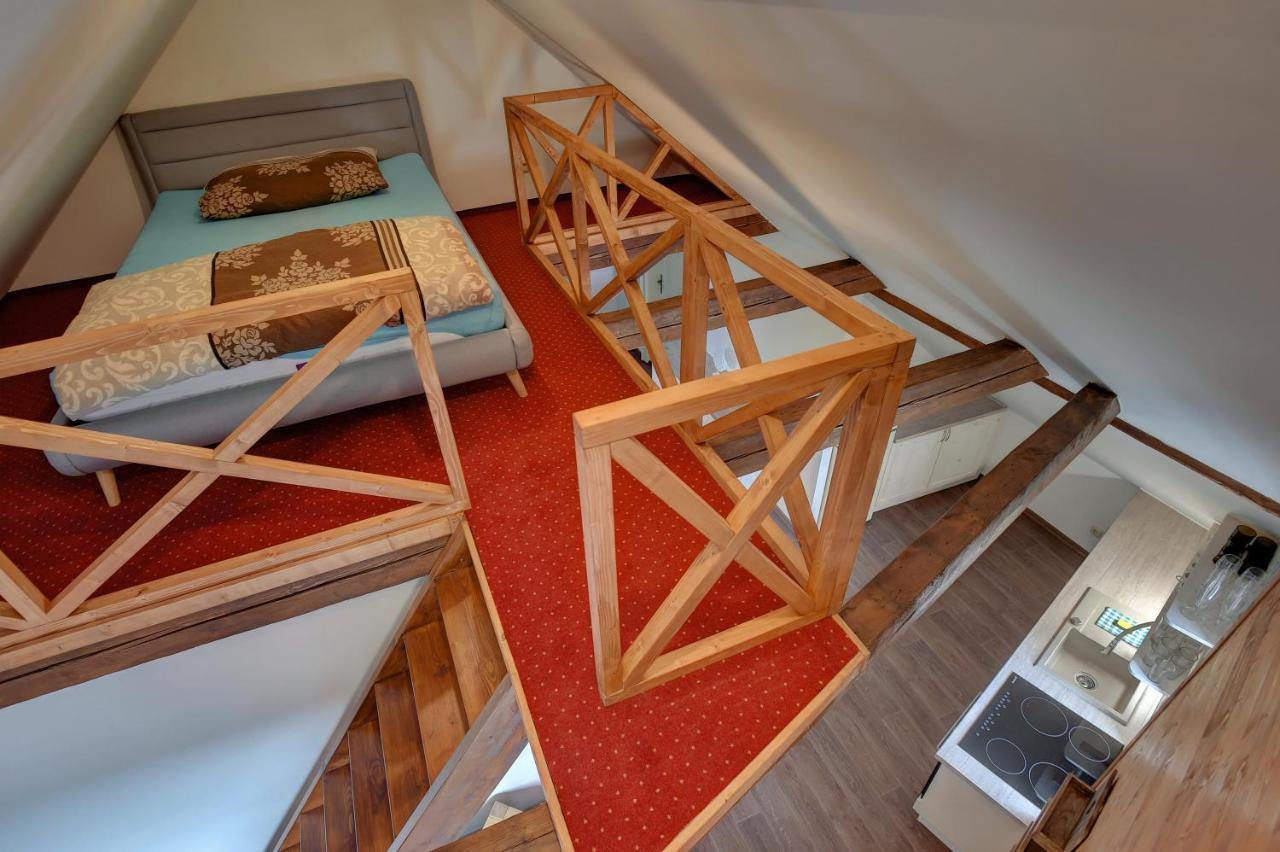 Blatensky House 393 - Apartma 3 アベルタミ エクステリア 写真